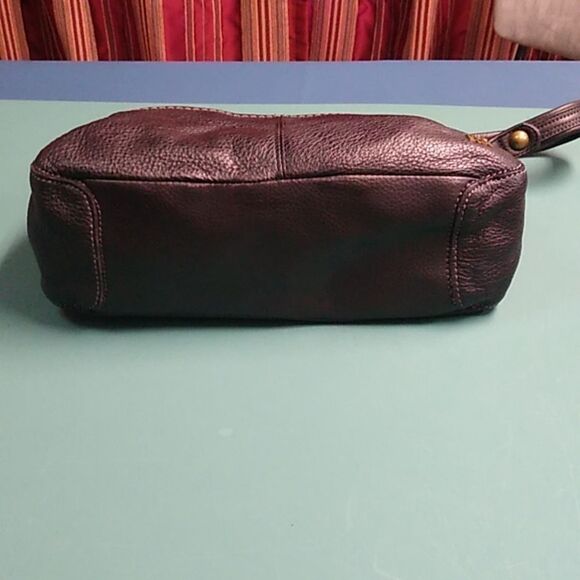 The Sak Pebbled Black Leather Shoulder Bag Zipper Top Snap Front Pocket - Picture 3 of 16